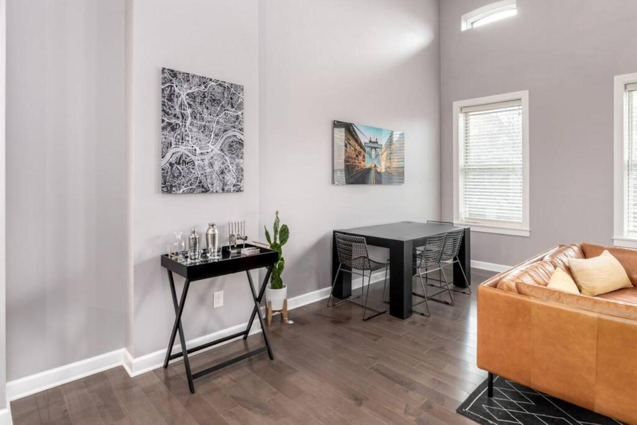 Soaring 2-Bedroom Parkside Loft Walkable To It All Cincinnati Kültér fotó